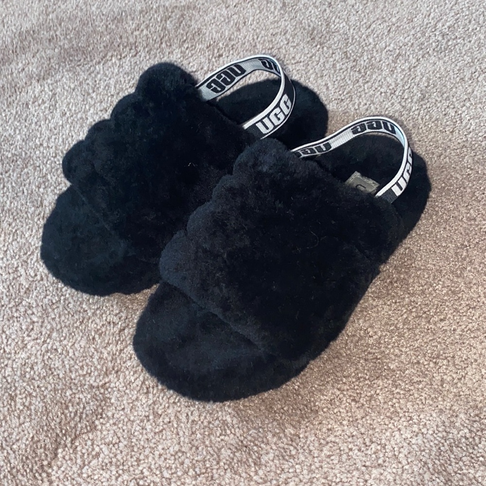 Kids UGG slippers